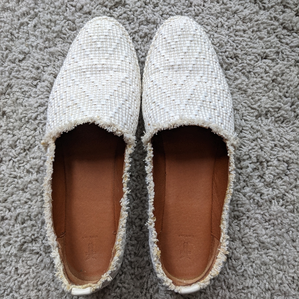 Frye White Flats